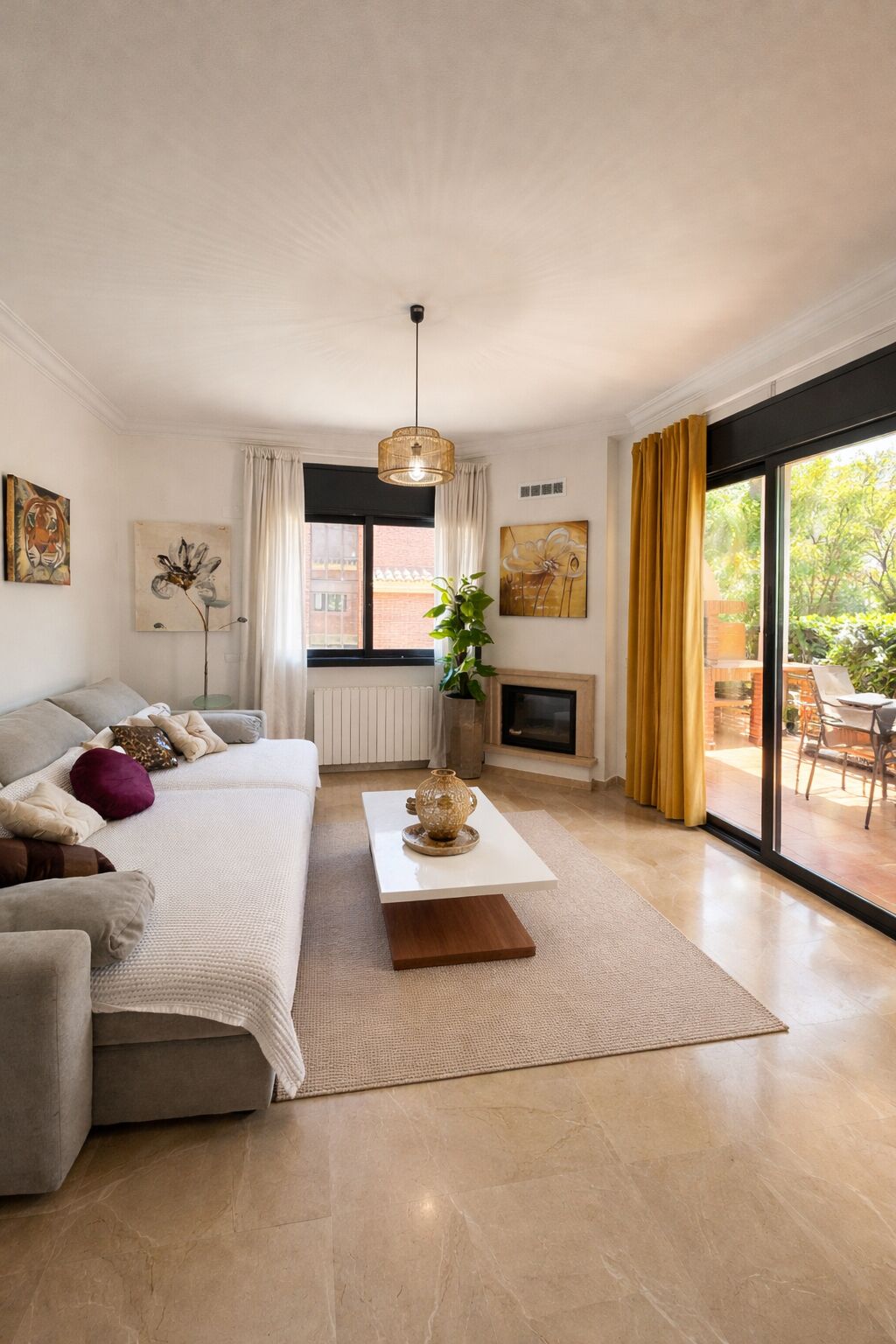 TV connectée, cheminée