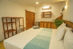 Internet, bed sheets