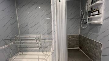 Room, 1 Bedroom, Accessible, Smoking | Bathroom shower