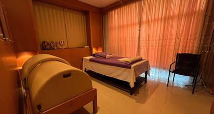 No7 Double Suite, Rainbow Arokaya Welnes