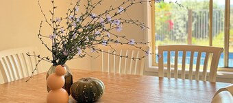 🌿Boutique Farm Stay with Valley Views, Friendly Animals & Hot Air Balloons 🎈🌄