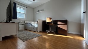 3 bedrooms, iron/ironing board, WiFi