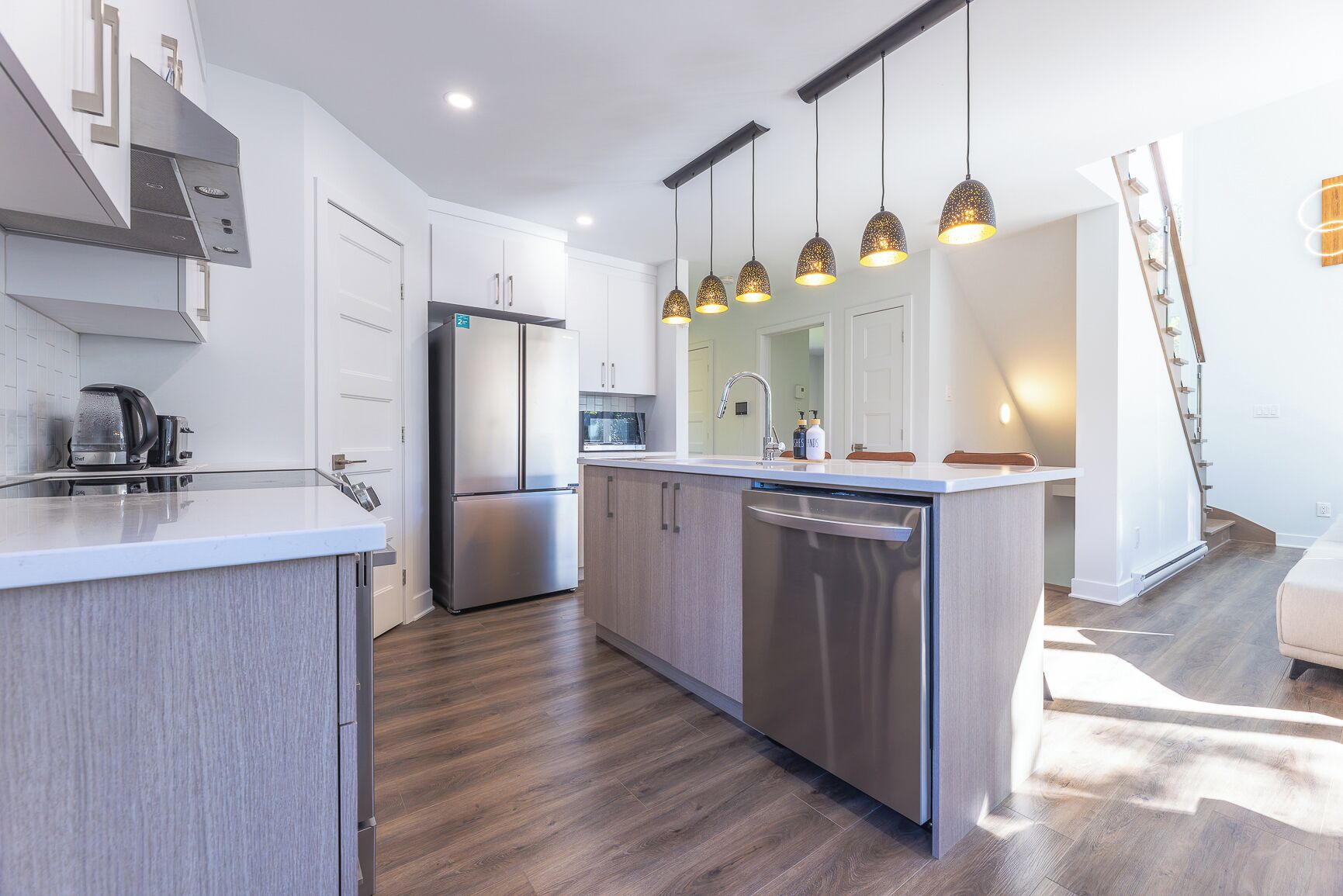 Microwave, oven, stovetop, dishwasher