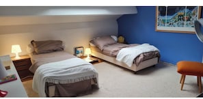3 habitaciones, tabla de planchar con plancha y wifi gratis 