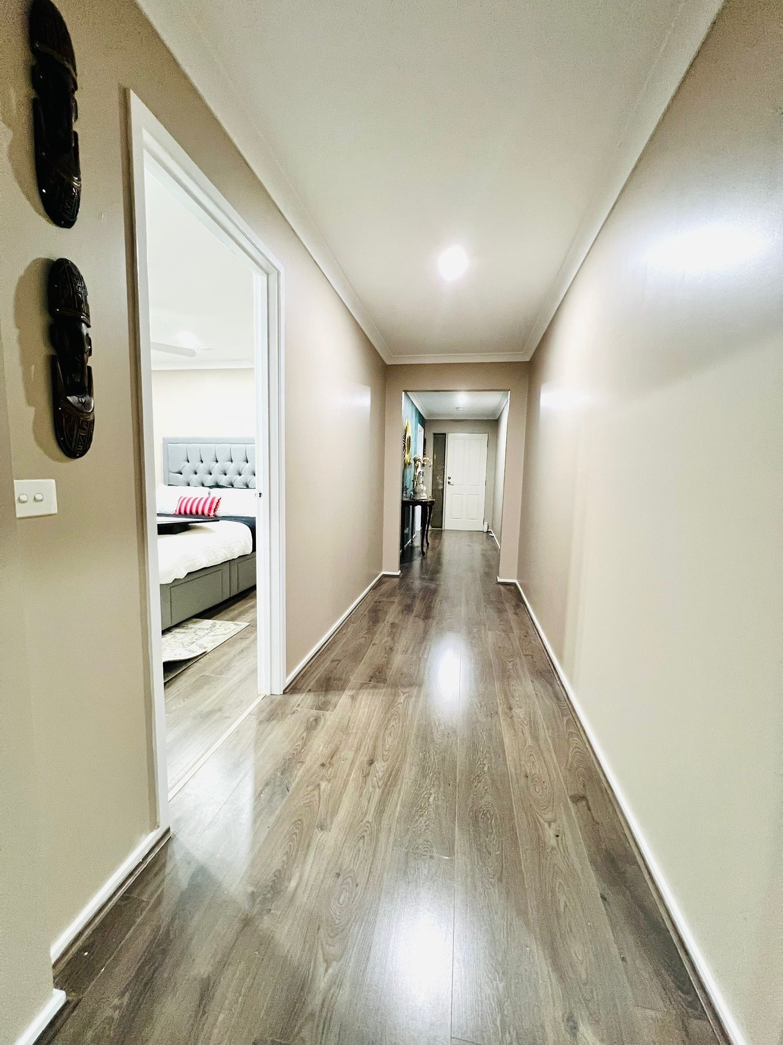 4 bedrooms, iron/ironing board, Internet, bed sheets