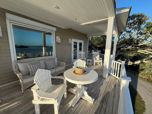 Waterfront home with ocean views and walk to Downtown Swansboro