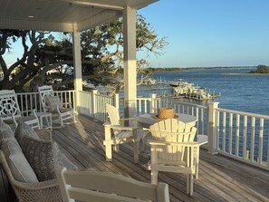Outdoor dining - Waterfront home with ocean views and walk to Downtown Swansboro (Swansboro)