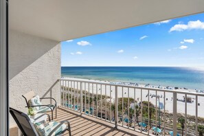 Property grounds - The Summit 1BR+Bunk/1.5BA, Beautiful Views! (Panama City Beach)