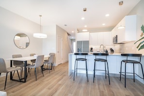 Dining - Relaxing Family Getaway Minutes from Orlando Parks (Clermont)