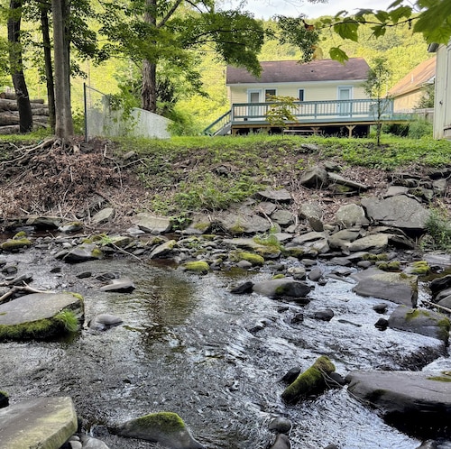 5 minutes to Belleayre! The Birch Creek Cottage