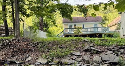 5 minutes to Belleayre! The Birch Creek Cottage
