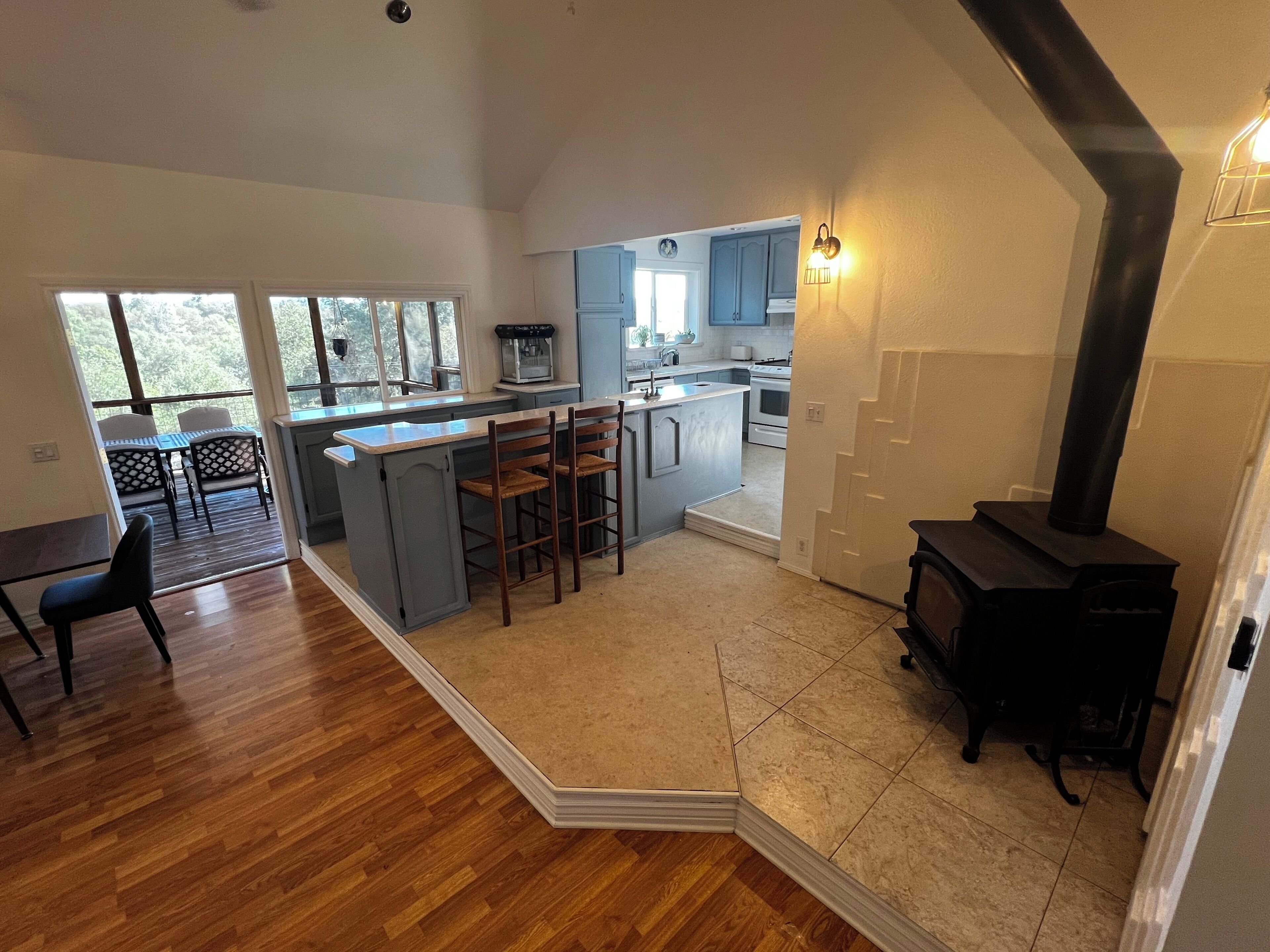 المنشأة من الداخل