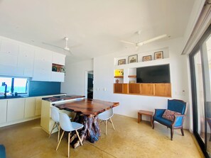 Dining - Colibrí; Beach front ground floor apartment with ocean views, luxury kitchen (Bahía de Kino)