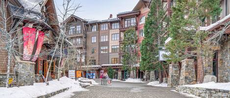 Apartment (0 Bedroom) | Interior