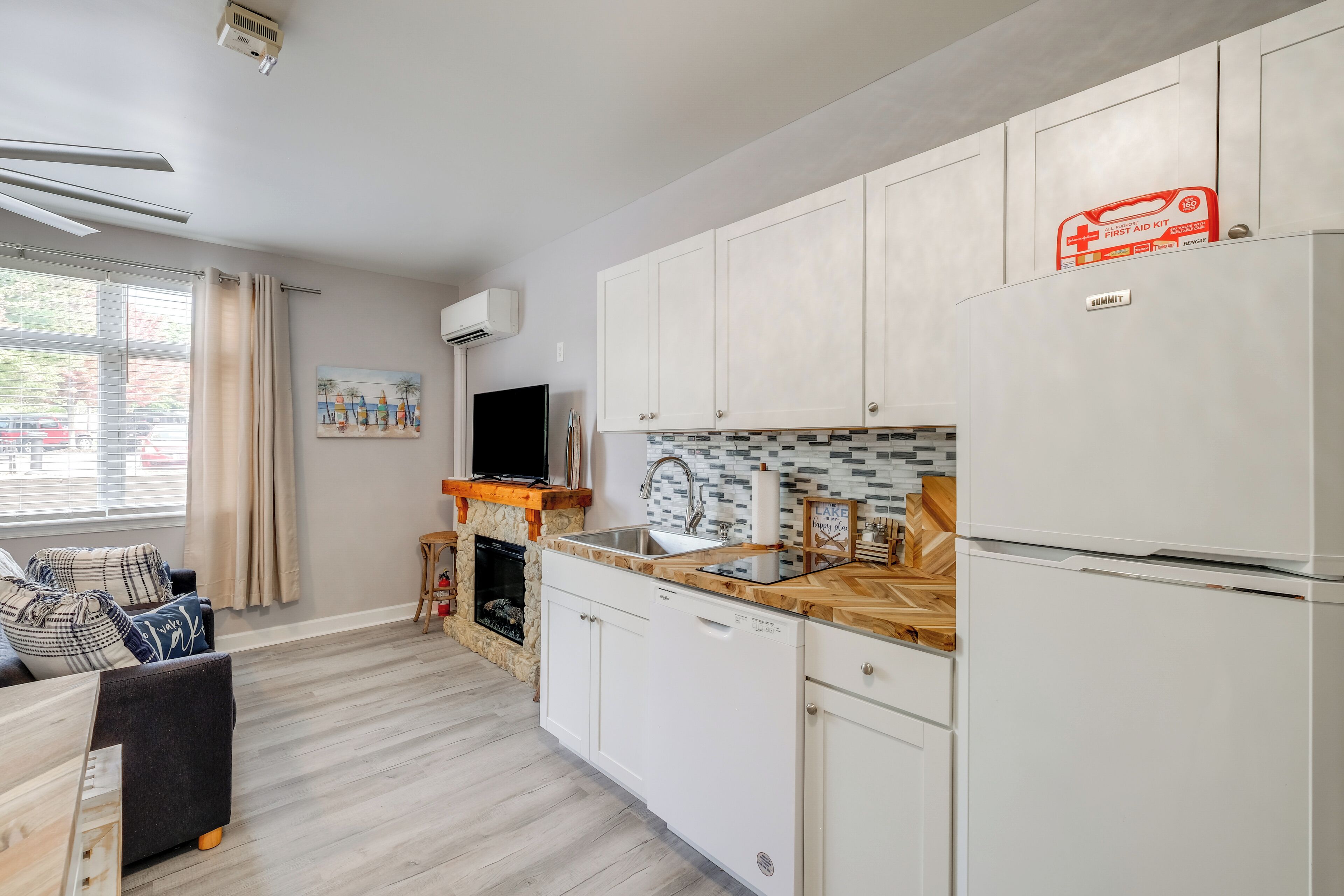 Apartment (0 Bedroom) | Interior