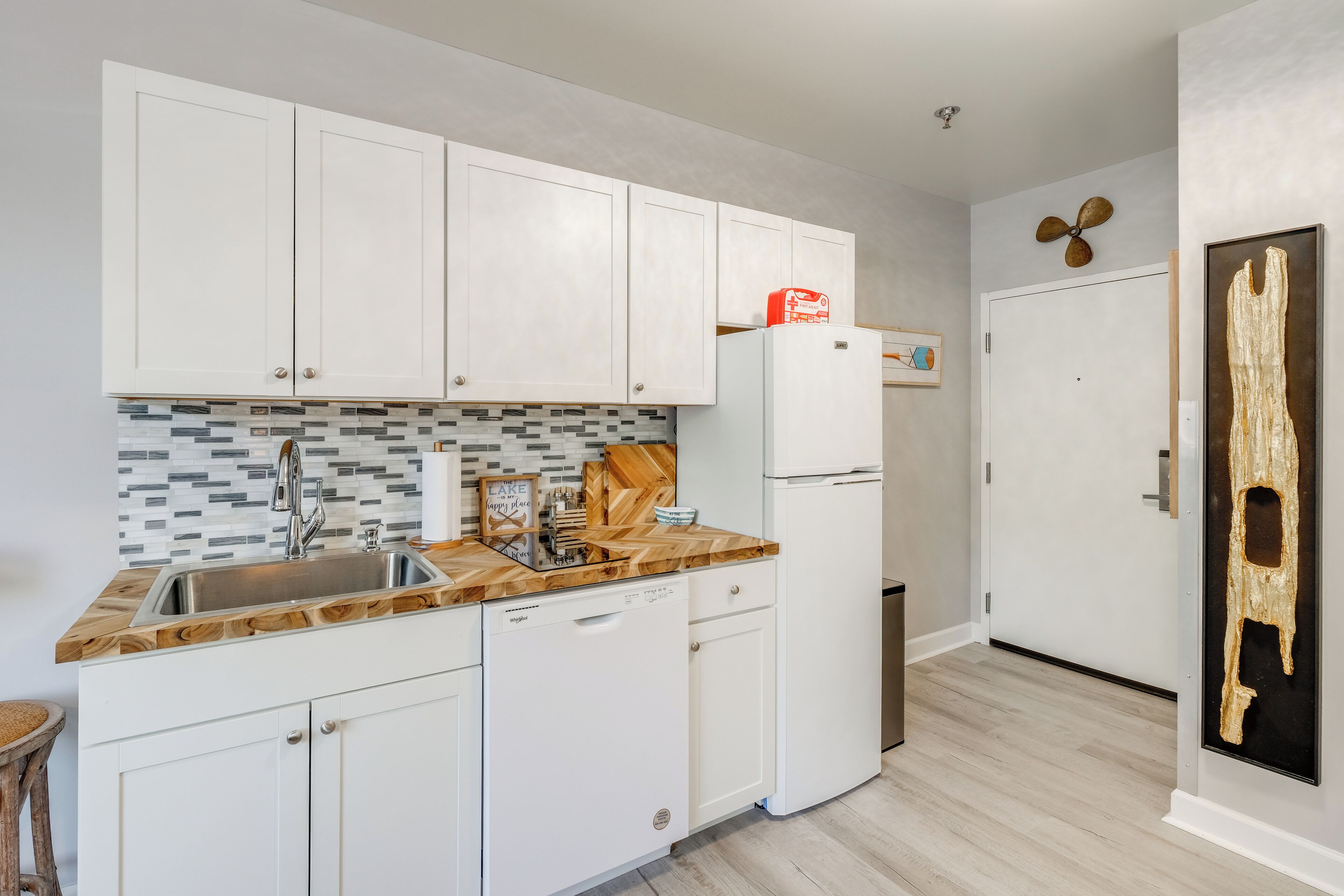 Apartment (0 Bedroom) | Interior