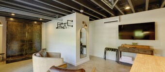 Unique Studio on Obanyon Creek in Dtwn Loveland!