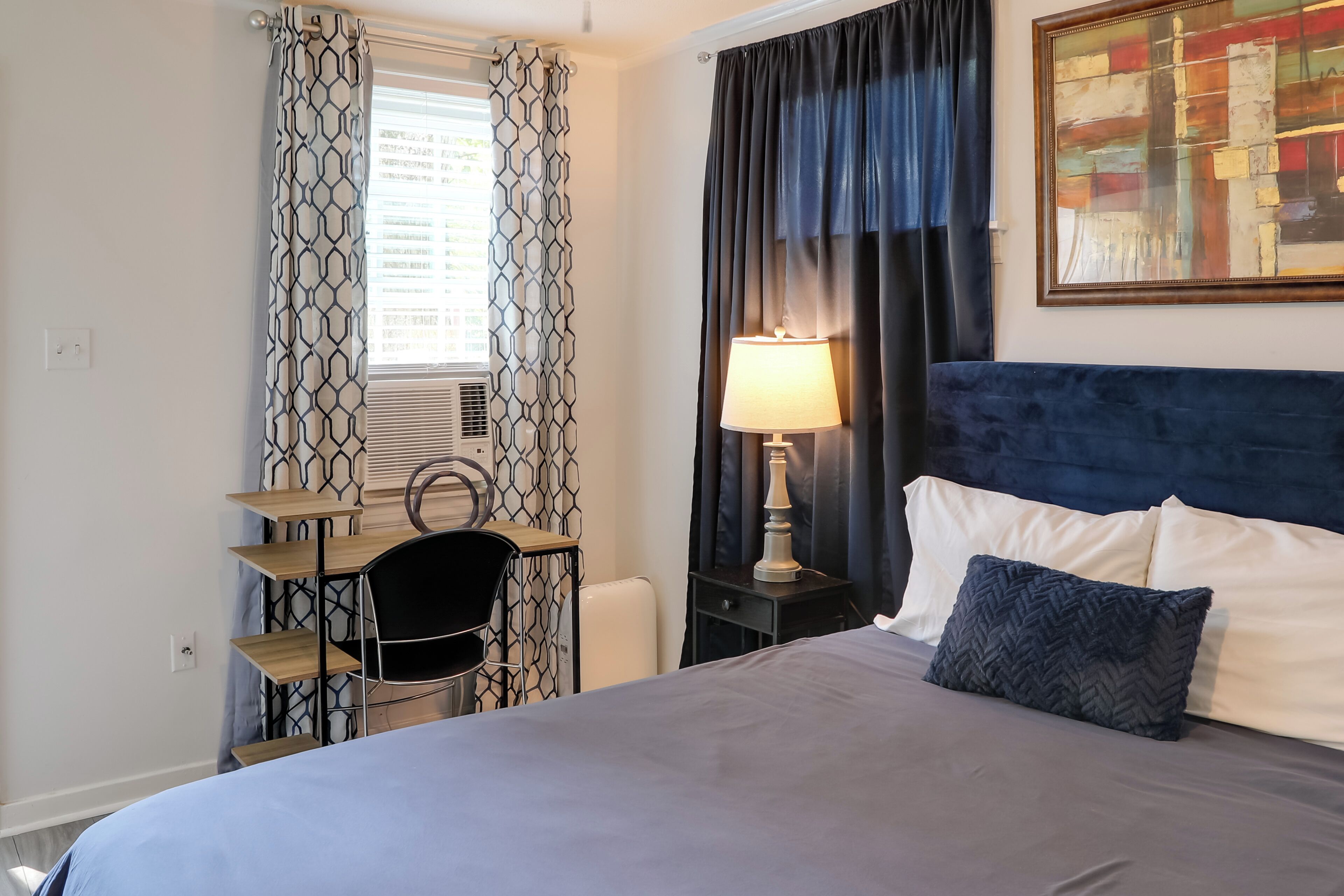 Apartment (0 Bedroom) | Interior