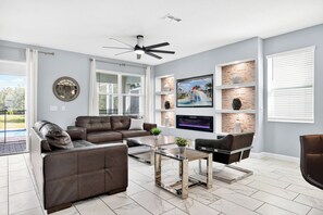 TV, fireplace