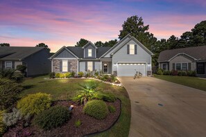 Exterior - Modern 3BR Home w/ Backyard, Firepit & Near DT (New Bern)