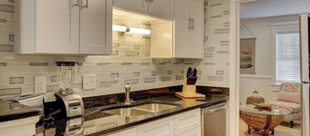 Family-friendly 2BR Home w/ Sofa Bed Hilton Head