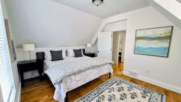 4 soverom, skrivebord, strykejern/-brett og wi-fi (inkludert)