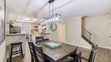 House (2 Bedrooms) | Floor plan