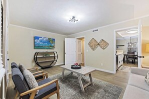 House (2 Bedrooms) | Floor plan