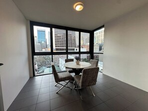 Interior - Modern CBD 2 Bedroom Apartment with Free Parking (Brisbane City)