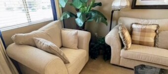 Sunny Maricopa spacious Vacation Home. Clean 3Bd/2Bath. Close to everything