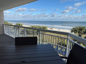Outdoor dining - NEW TO RENTAL MARKET - Direct Beachfront Renovated Condo in Crescent Beach (North Myrtle Beach)