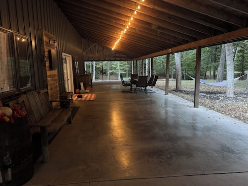 10 Private Acres -5 Min to World Equestrian Center - Firepit & Trailer Parking