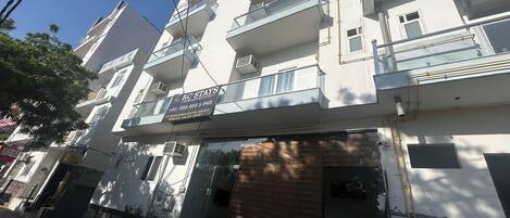 Overnatningsstedets facade