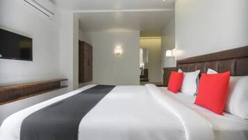 Habitación Deluxe | Escritorio, wifi gratis y ropa de cama