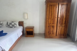 Chambre Deluxe | Bureau, système d’insonorisation, accès au Wi-Fi (inclus)