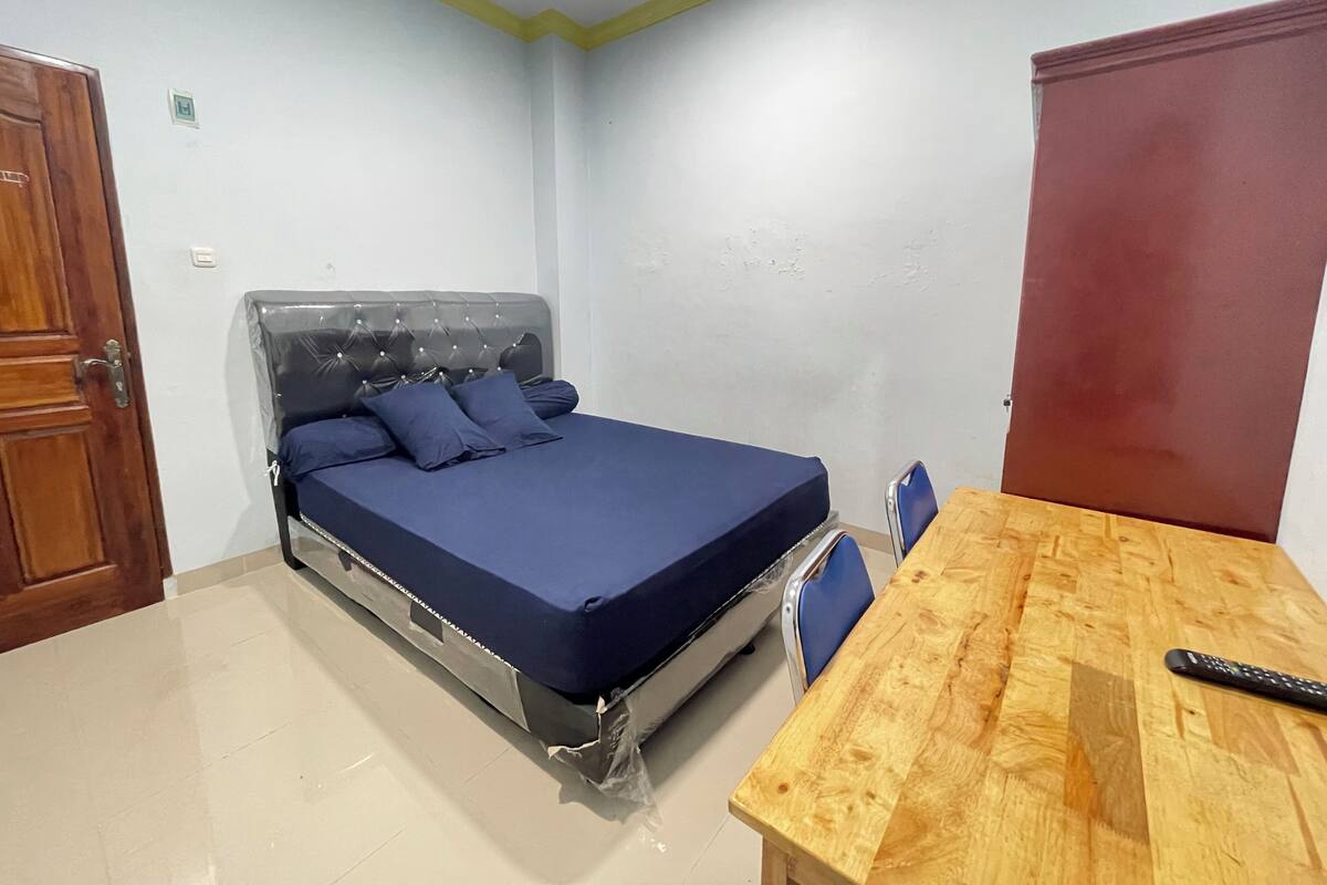 Standard Room | Desk, laptop workspace, free WiFi, bed sheets