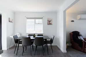 Dining - Modern Ease in East Devonport (City of Devonport)