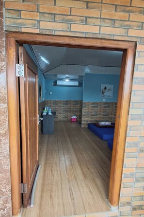 Desk, rollaway beds, free WiFi, bed sheets