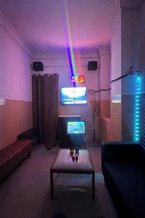 Karaoke room - 98 Inn (BilikXpert) @ Chow Kit (Kuala Lumpur)