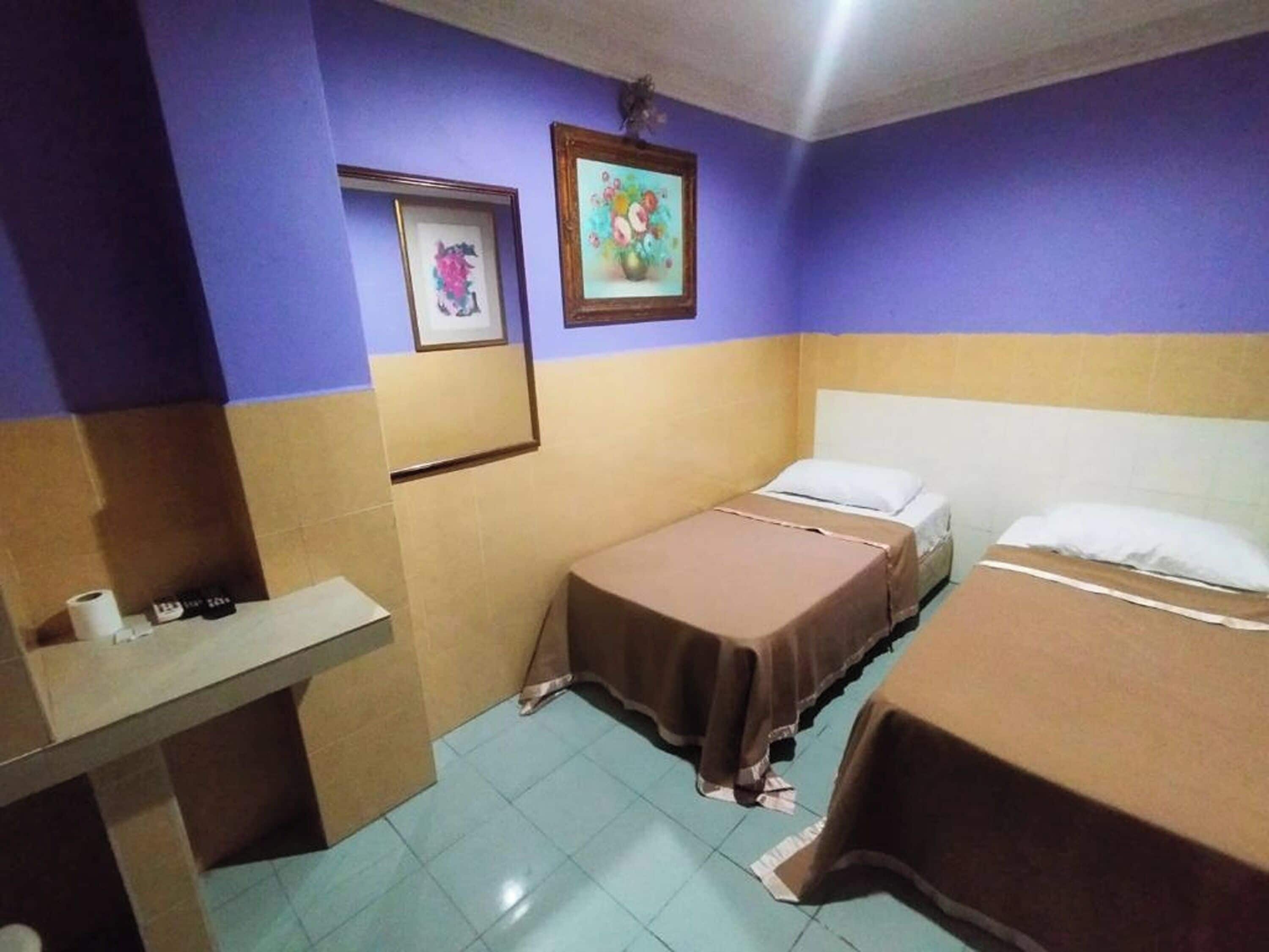 Desk, iron/ironing board (on request), WiFi (free), bed sheets