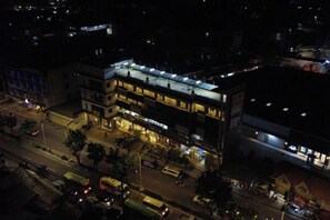 واجهة المنشأة