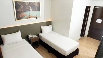 Standard Room | Desk, free WiFi, bed sheets