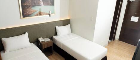 標準客房 | 書桌、免費無線上網、床單