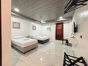 Deluxe Triple Room | Desk, free WiFi, bed sheets - Hotel De Alexa (Maramag)