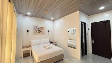 Desk, free WiFi, bed sheets