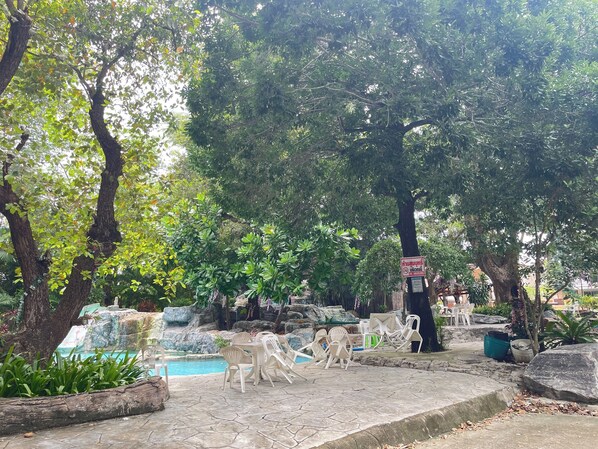 Front of property - Saksaitarn Resort (Nikhom Phatthana)