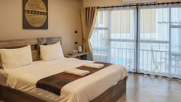 ๋๋ญ์ค๋ฃธ | ๋ฌด๋ฃ WiFi