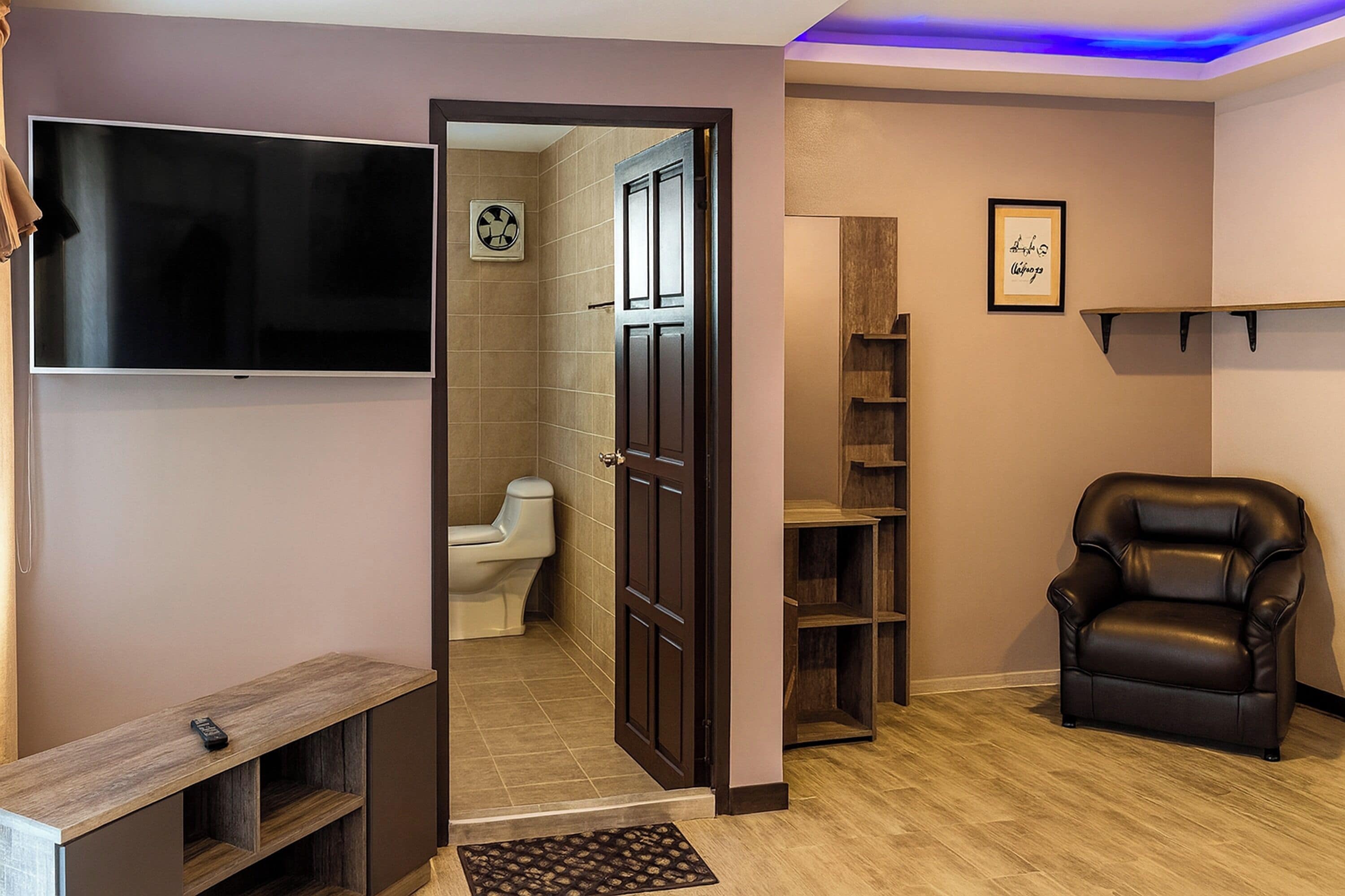 Deluxe Room | Free WiFi