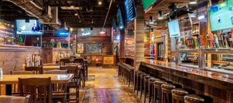 Large and Rare 1-Bedroom Retreat with Gym, Bar, Pool & More –Pet-FriendlyOptions