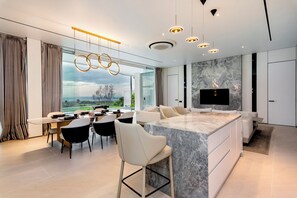 Luxury Apartment, 3 Bedrooms, Private Pool | Dining room